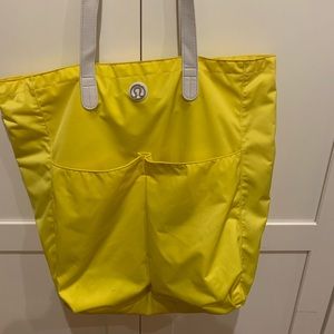 Lululemon yellow gym tote bag